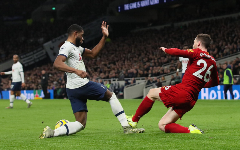 andrew robertson tackles